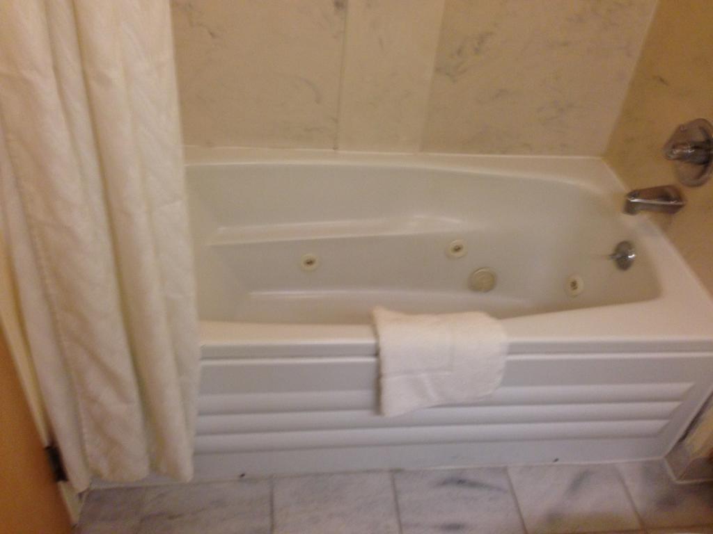 Sky Suites Pulau Tybee Luaran gambar